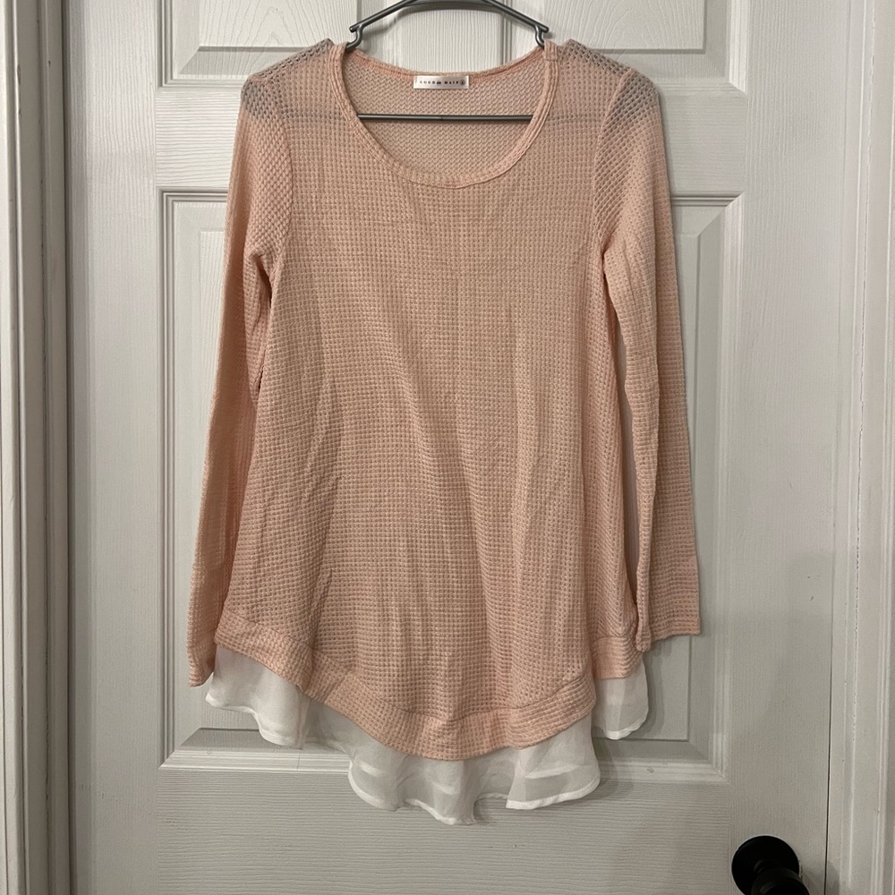 Coco and Main sweater top size small